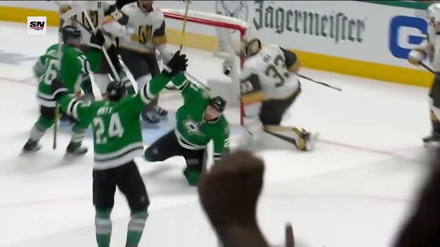 Stars' Jason Robertson Displays Excellent Hand-Eye To Score Equalizer In Game 4 смотреть онлайн