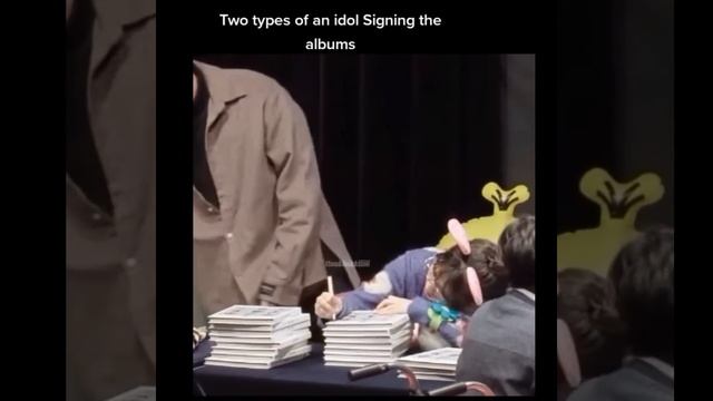 THE DIFFERENCE OF JIHYO AND MOMO WHILE SIGNING ALBUMS