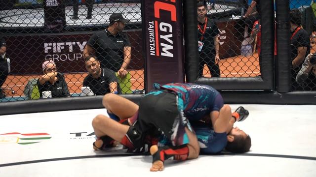 ҶОВИДОН МАХМУДОВ vs РАМАЗАН ГИТИНОВ-ЧЕМПИОНАТ АЗИИ ДУШАНБЕ ТАДЖИКИСТАН 2022 смотреть онлайн