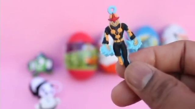 9 Удивление яйца Kinder сюрприз Монстры против пришельцев Huevos Sorpresa De KINDER