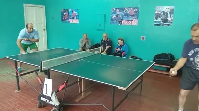 Югок воскресная лига 20 октября 10:41:40 Макушкин Евгений 2:0 Бахмацкий Юрий смотреть онлайн