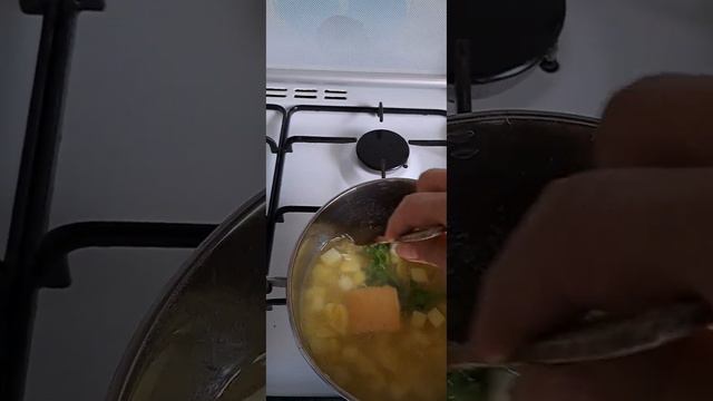"Pasta-patate"в Италии все макаронные изделия называются "паста",здесь как бы макароны с картошкой смотреть онлайн