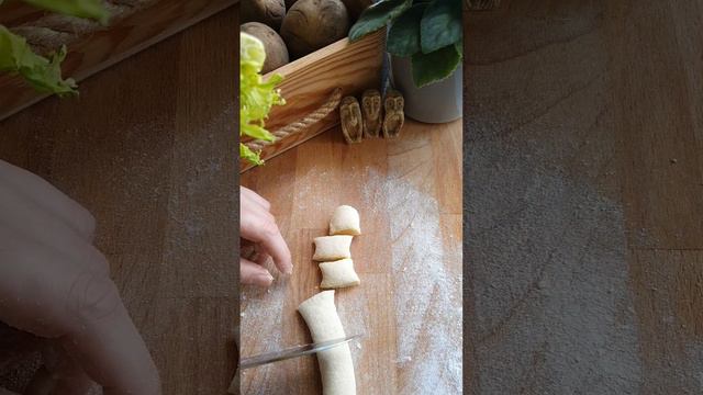 Ньокки (картофельные клёцки). Рецепт в комментариях #shorts