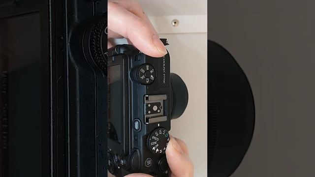 ニコン　Nikon P7700 モードダイヤル故障修理No.1 (No.1 〜No.3まであります) смотреть онлайн