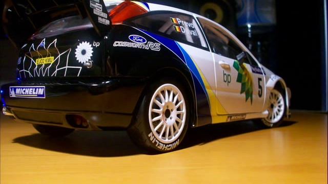 1:18 Solido Ford Focus WRC KIT смотреть онлайн