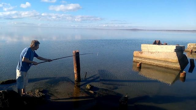 КУПИЛИ ДОМ В Краснодарском крае . МОРСКАЯ РЫБАЛКА В ТАМАНСКОМ ЗАЛИВЕ В ДЕКАБРЕ/Тамань/Темрюк смотреть онлайн