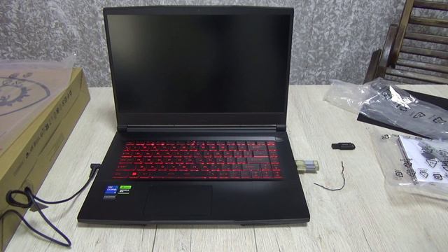 Распаковка и настройка: Игровой ноутбук MSI GF63 Thin 12UCX смотреть онлайн