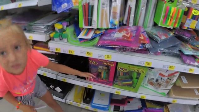 VLOG:Ева делает покупки к школе/ 1 класс уже близко. смотреть онлайн