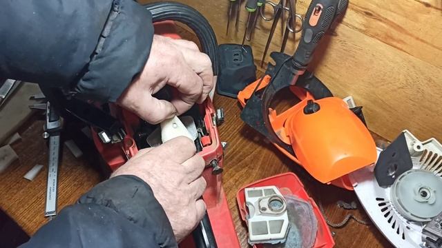 Китайская бензопила. Полная герметизация воздушного фильтра. смотреть онлайн