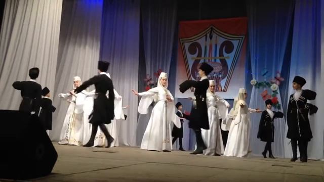 Ансамбль Молодость Осетии Симд смотреть онлайн