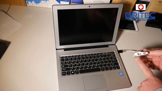 HOW TO ADD AN ETHERNET PORT TO YOUR LAPTOP WHEN IT DONT HAVE ONE смотреть онлайн