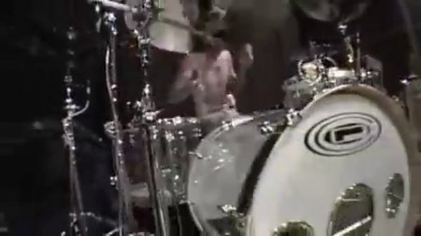 Travis Barker - Down (Soundcheck)