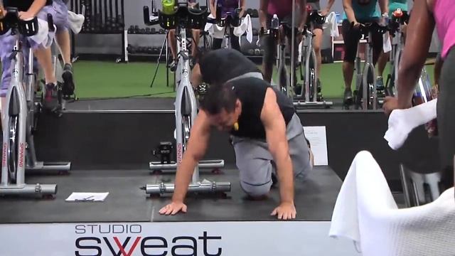 30 Minute Spinning® Class | Fat Burning Indoor Cycling Class смотреть онлайн