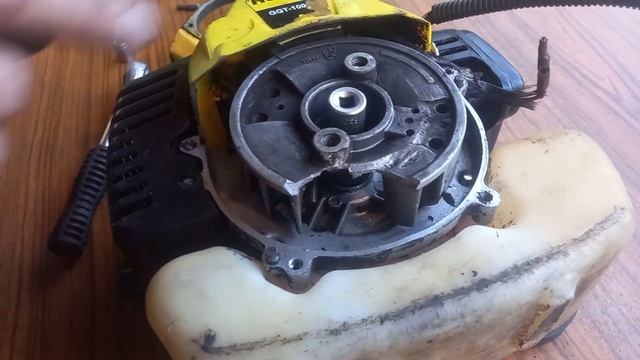 Причина поломки заклинившего триммера смотреть онлайн