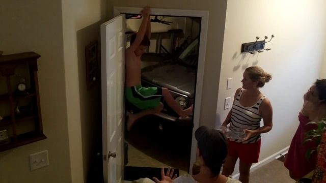 Nicholas climbing the door jam смотреть онлайн