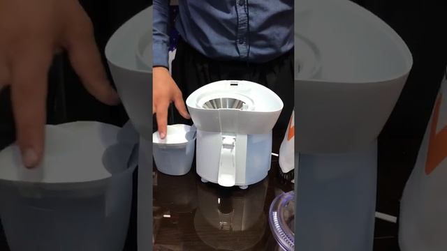 آب میوه گیری و عصاره گیر فیلیپس مدل HR1821 смотреть онлайн