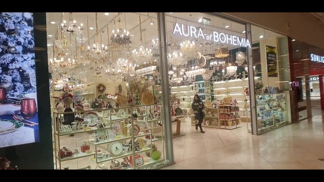 Russia's LARGEST Shopping Mall After 10 Months Of Sanctions
