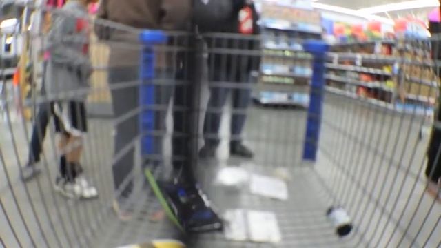 The Wal-Mart Game смотреть онлайн