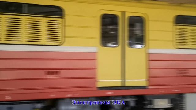 Влог #2 - Юбилей метро СПБ / Тематический поезд / Депо Автово / Ретро-поезд смотреть онлайн