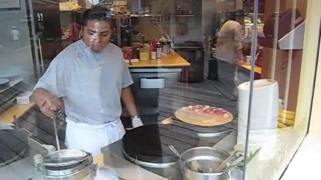 Making a crepe смотреть онлайн