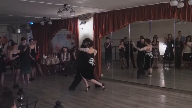 Карина и Артём Довбуш. Тула. Милонга для Мужчин 27.02.21 №2 смотреть онлайн