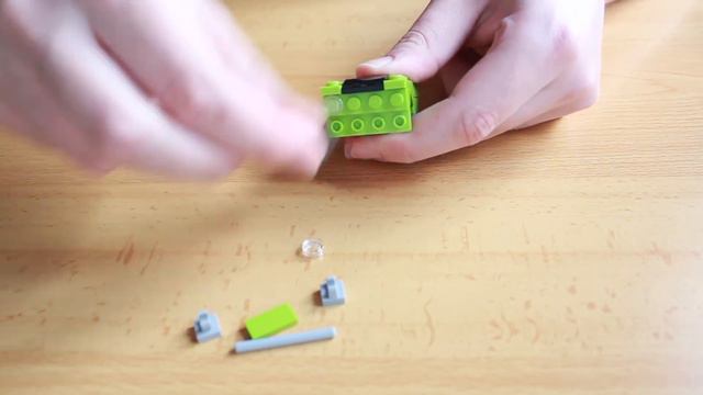 Lego Mr Bean's Mini Cooper (with instructions) смотреть онлайн