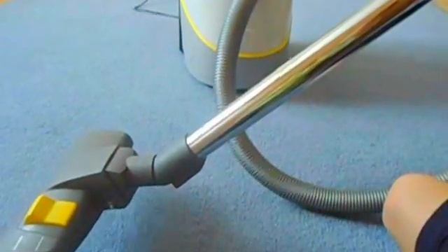 Видеообзор пылесоса Karcher DS 5500 на русском смотреть онлайн