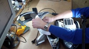 Пылесос LG не включается, сломано управление на шланге.