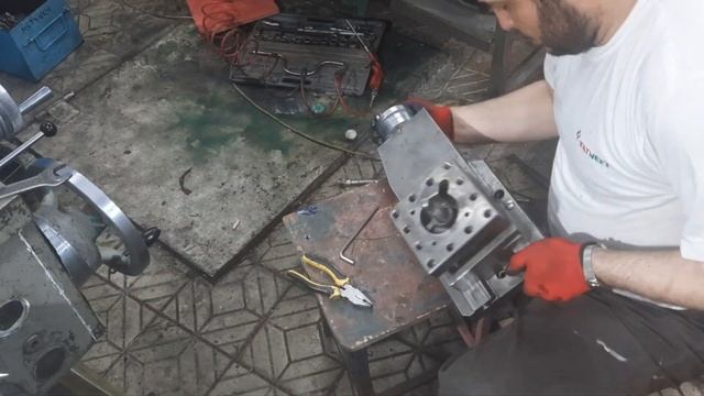 токарный станок kusong 6 рмц 480×1500 ревизия малой продольной подачи и резцедержателя смотреть онлайн