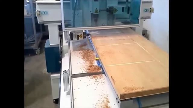 Дверной центр SMALL смотреть онлайн