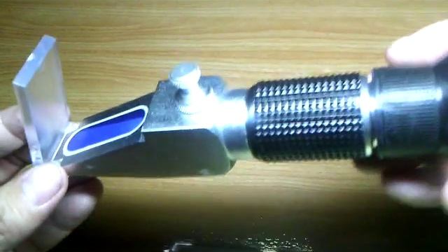 Refractometer Model RHAN 200ATC Antifreeze Liquid Cleaning Fluids and Battery Fluids Checker смотреть онлайн