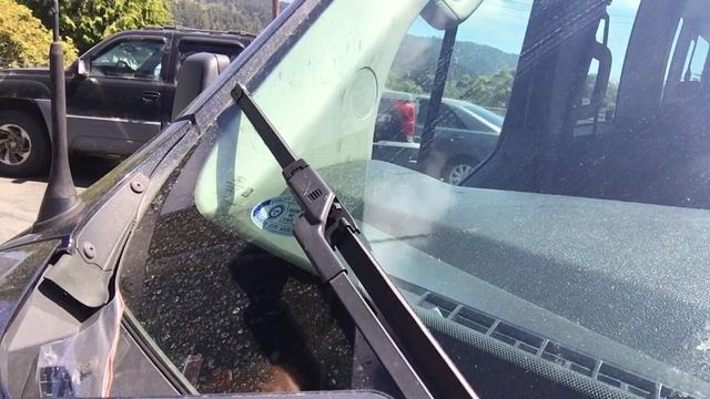 How To Remove And Install Wiper Blades On A Ford Transit смотреть онлайн