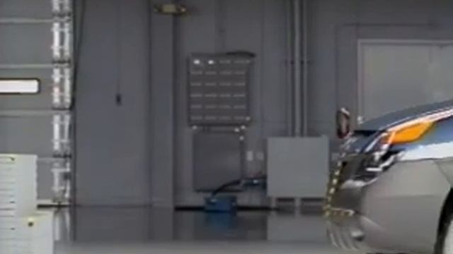 Pontiac Aztek frontal offset overlap crash test iihs 40 mph смотреть онлайн
