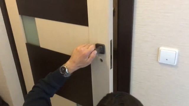 Замена дверного замка в межкомнатной двери смотреть онлайн
