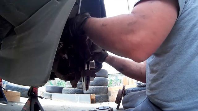 Jeep Grand Cherokee Brake Replacement. Just A GearHead ep #10 смотреть онлайн