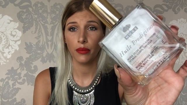 Mes indispensables de l'été SOINS смотреть онлайн
