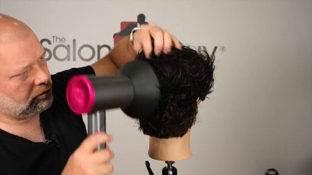 How to Make Straight Hair Wavy - TheSalonGuy смотреть онлайн
