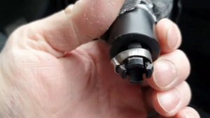 поменять головку  у ручки кпп  в  VW-Touran T-1 wechseln 6 Gang Schaltmanschette +schaltknauf