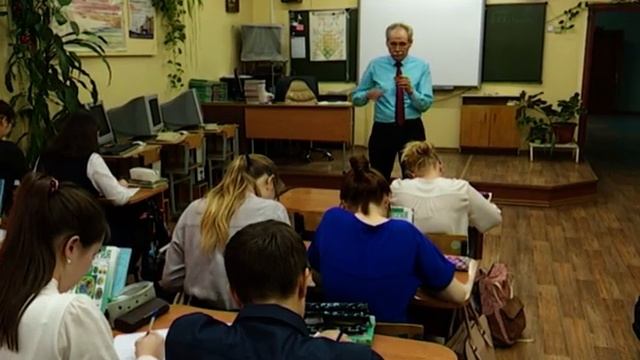 Корабль, триумфально несущийся вперед и к победе! Гимназии №1 Братска исполняется 30 лет смотреть онлайн