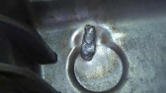 КАК ВАРИТЬ АЛЮМИНИЙ!!! РЕМОНТ АВТОМОБИЛЬНОГО ПОДДОНА!!! смотреть онлайн