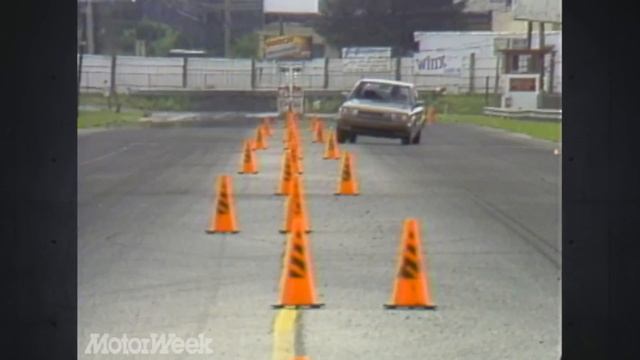 1987 Nissan Stanza GXE | Retro Review смотреть онлайн