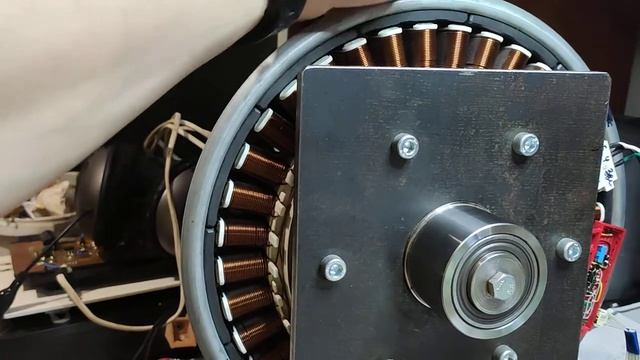 Это возможно! Пуск двигателя прямого привода от стиральной машинки LG смотреть онлайн