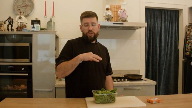 НОВОГОДНИЙ РЕЦЕПТ ШЕФА: цыплята-корнишоны с беби-картофелем, цветной капустой и сыром смотреть онлайн