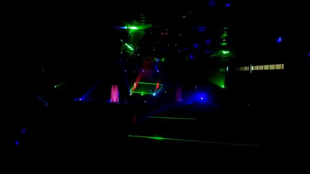 Водное шоу " Сокровище Пиратов" 28.05.2017г Тюмень. Лазерное шоу. смотреть онлайн