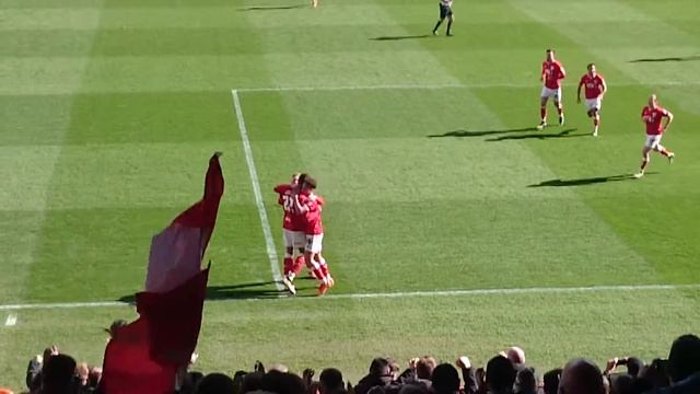 Loving the Kodjia shuffle смотреть онлайн