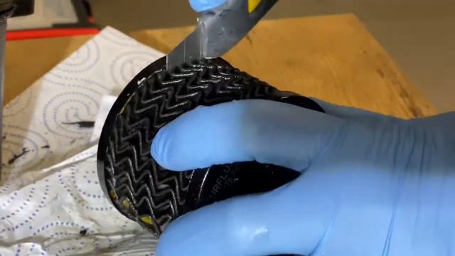 Fuel filter LR Freelander 2. What’s inside after 20 000 km (12500 mi). Budowa filtra paliwa. LR2 смотреть онлайн