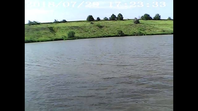 Ловим карасей на кукурузную кашу и опарыш смотреть онлайн