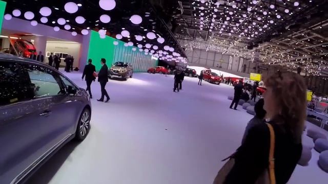 Renault Espace V, succès en vue ? смотреть онлайн