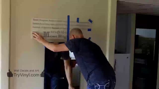 How to apply wall decals | Applying wall decals смотреть онлайн