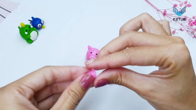 How to make clay pink pig keychain | Handmade polymer clay pig keychain смотреть онлайн
